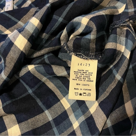 id : 23 Women’s Blue Plaid Flannel Button Up Cover Up Cardigan Size Medium - Picture 11 of 11